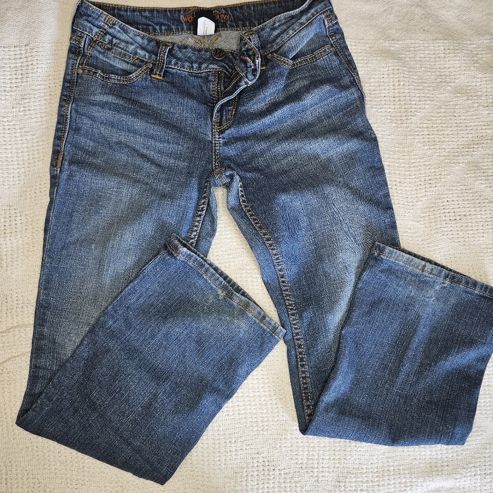 Worn Jeans Women’s Jeans Size 4/27 Straight Leg